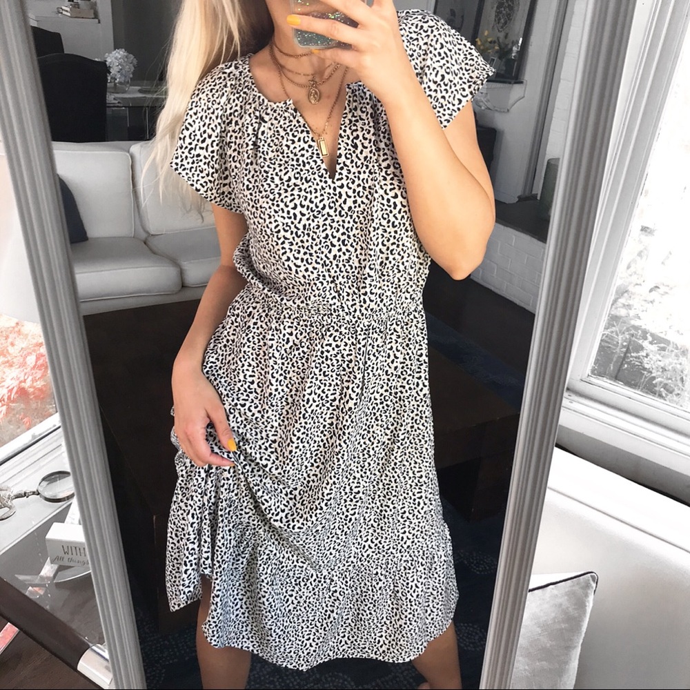🐾 LOFT ANIMAL PRINT BLACK WHITE TAN FLOWY DRESS! - Picture 2 of 9